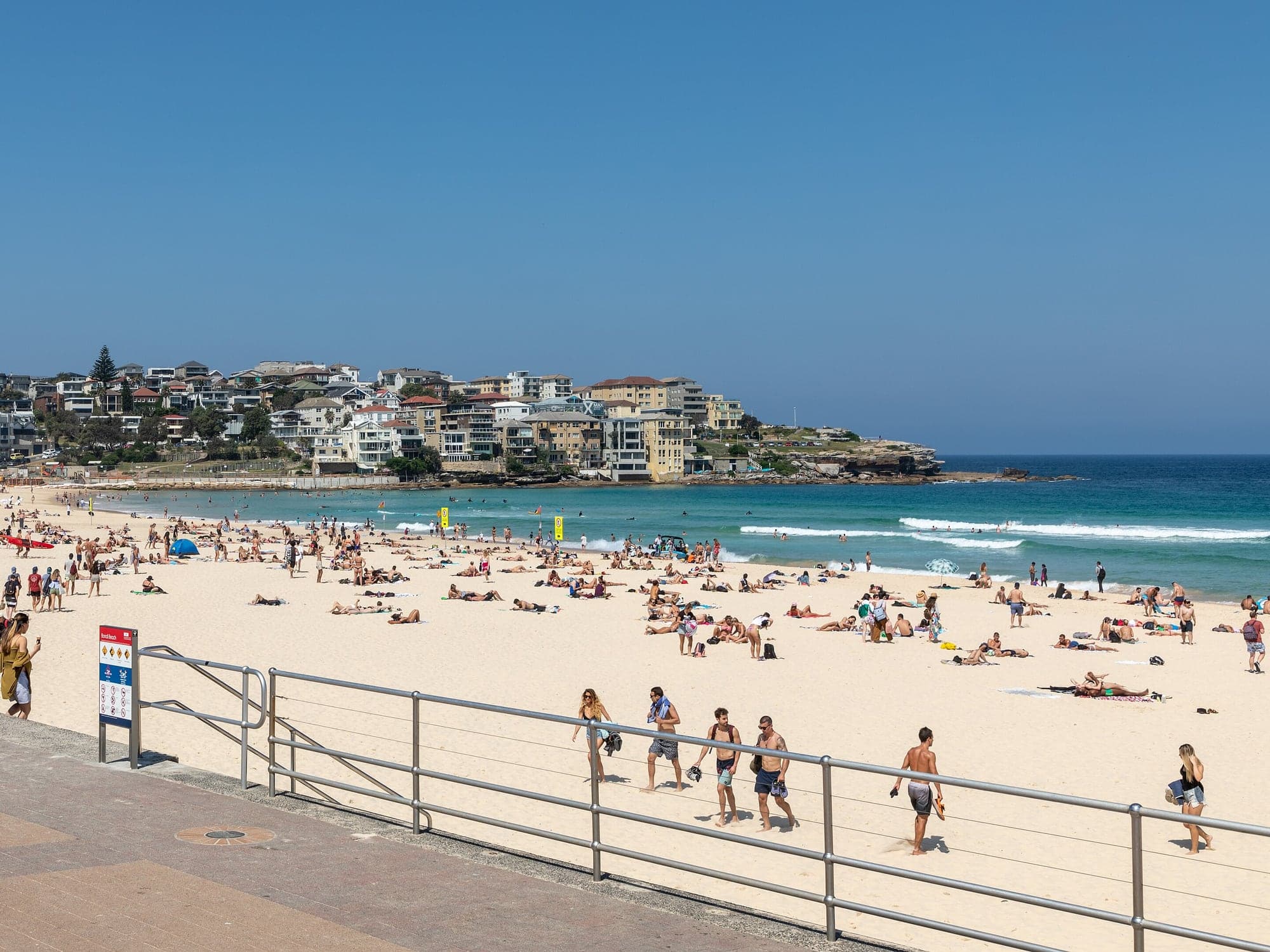 Bondi Beach and the coastal neighbourhoods of Sydney's Eastern Suburbs, representing HelloTech coverage for Bronte